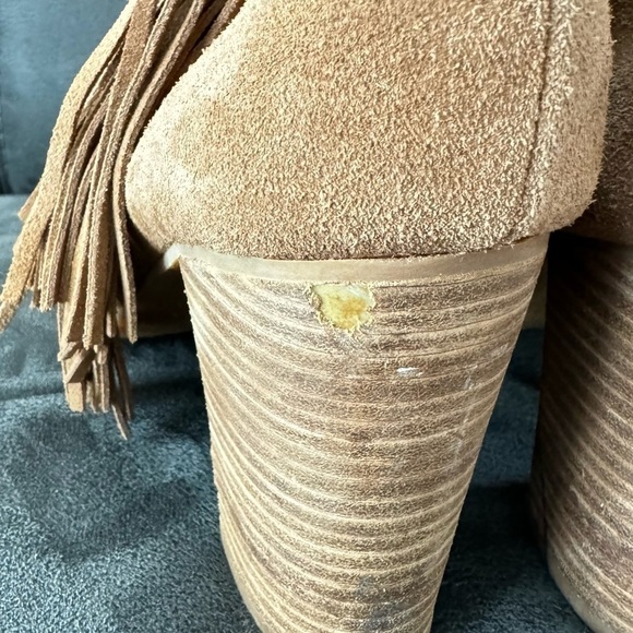 Crown Vintage Fringed RANDI Tan Suede Block Heel Ankle Boots size 11 - Picture 5 of 9